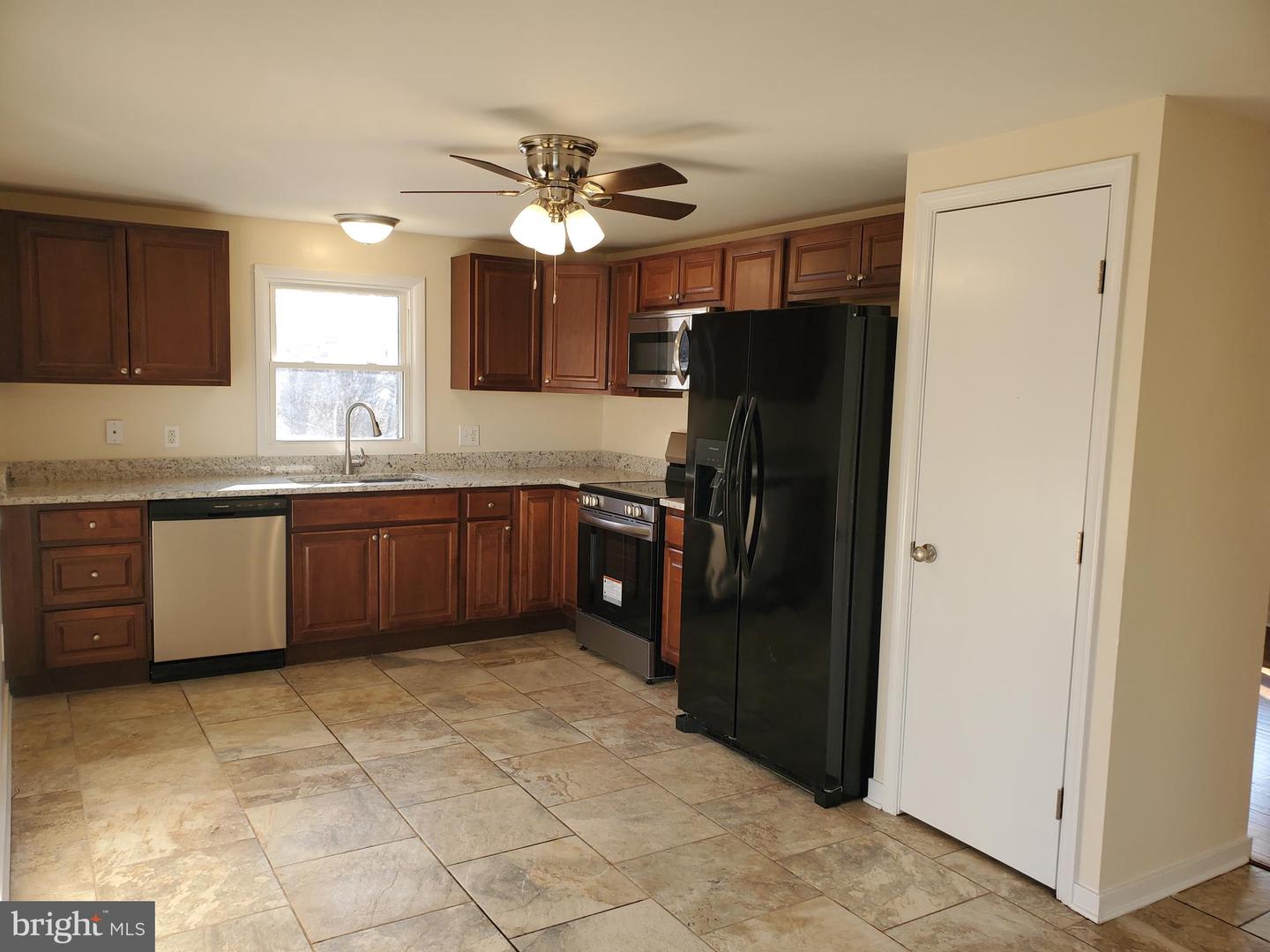 49 OLDT DR, FRONT ROYAL, Virginia 22630, 3 Bedrooms Bedrooms, 12 Rooms Rooms,2 BathroomsBathrooms,Residential,For sale,49 OLDT DR,VAWR2013452 MLS # VAWR2013452