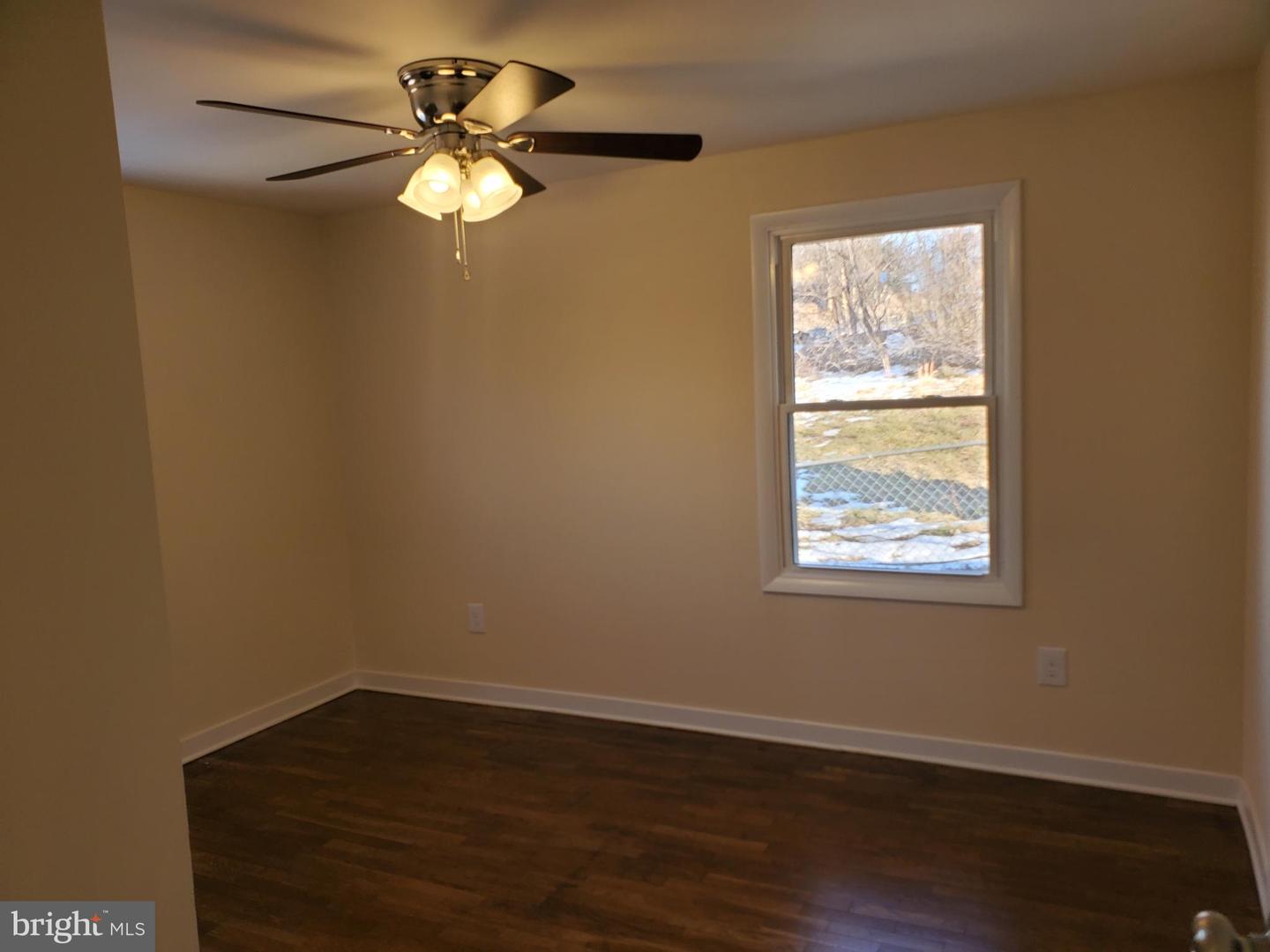 49 OLDT DR, FRONT ROYAL, Virginia 22630, 3 Bedrooms Bedrooms, 12 Rooms Rooms,2 BathroomsBathrooms,Residential,For sale,49 OLDT DR,VAWR2013452 MLS # VAWR2013452