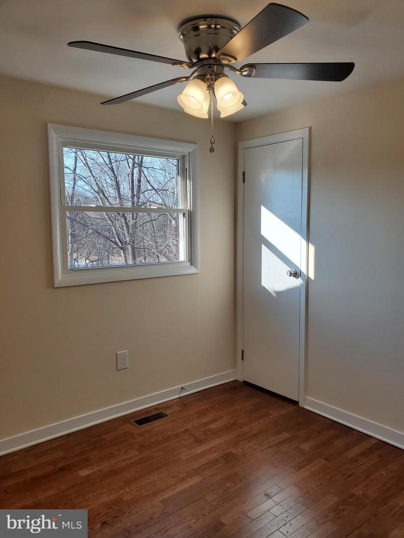 49 OLDT DR, FRONT ROYAL, Virginia 22630, 3 Bedrooms Bedrooms, 12 Rooms Rooms,2 BathroomsBathrooms,Residential,For sale,49 OLDT DR,VAWR2013452 MLS # VAWR2013452