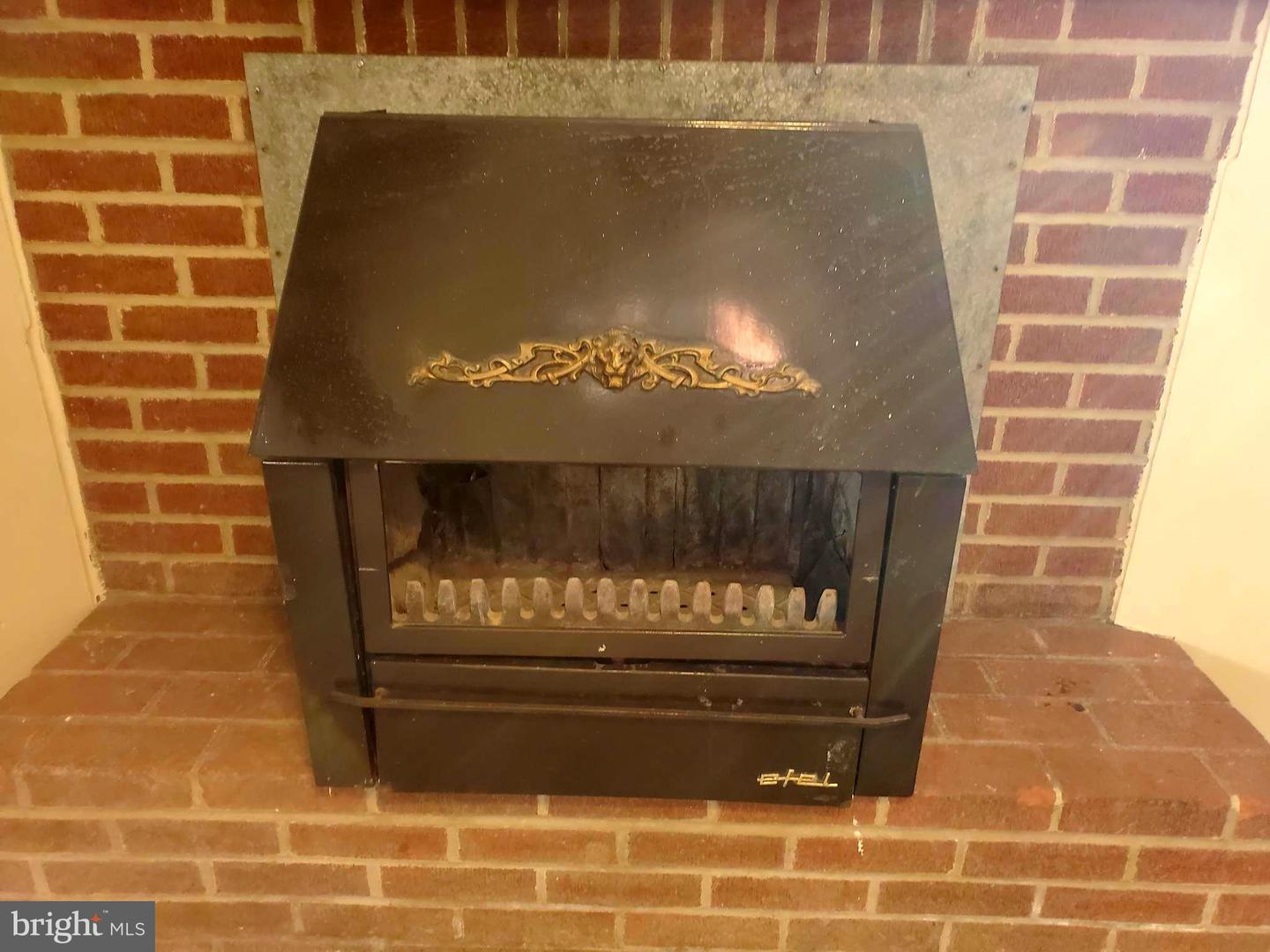 49 OLDT DR, FRONT ROYAL, Virginia 22630, 3 Bedrooms Bedrooms, 12 Rooms Rooms,2 BathroomsBathrooms,Residential,For sale,49 OLDT DR,VAWR2013452 MLS # VAWR2013452