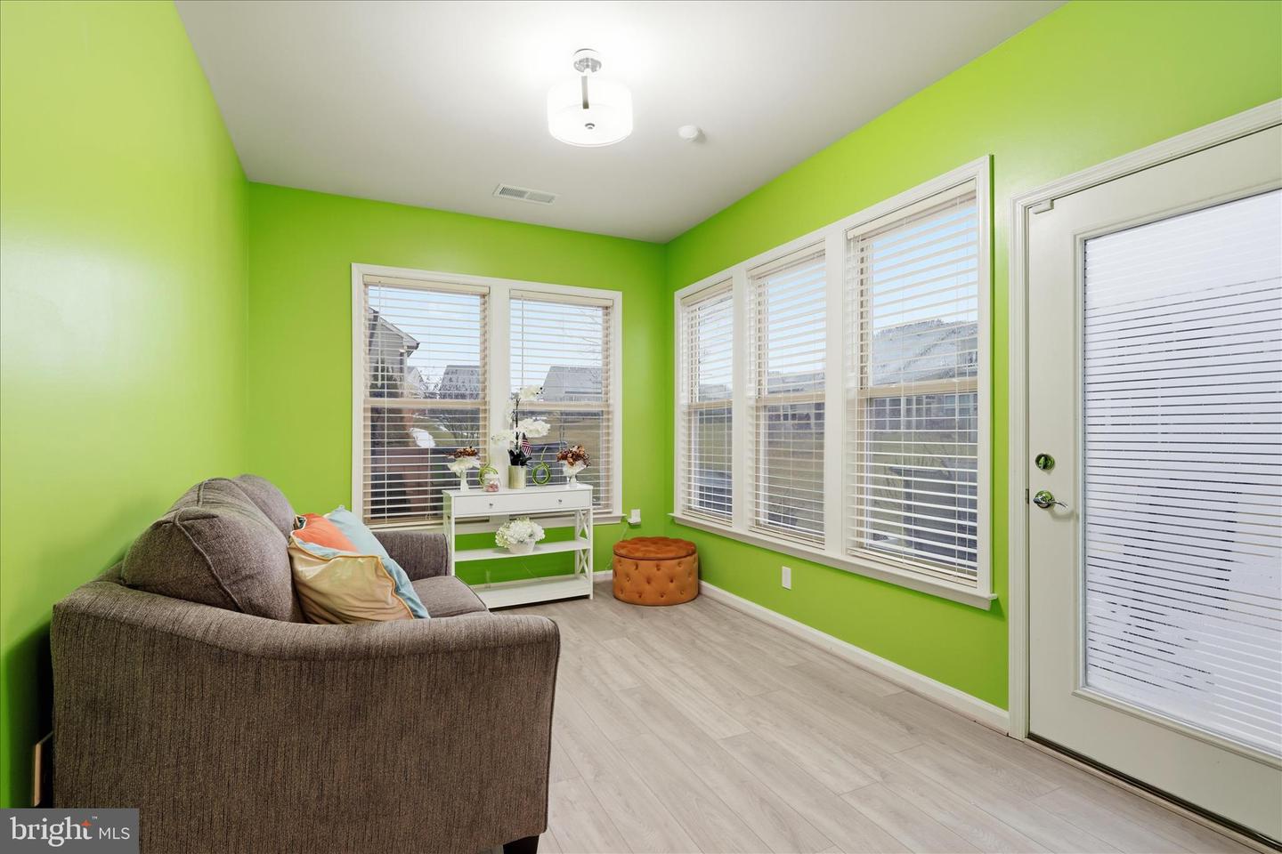 6594 PETUNIA TER, HAYMARKET, Virginia 20169, 4 Bedrooms Bedrooms, ,3 BathroomsBathrooms,Residential,For sale,6594 PETUNIA TER,VAPW2112838 MLS # VAPW2112838