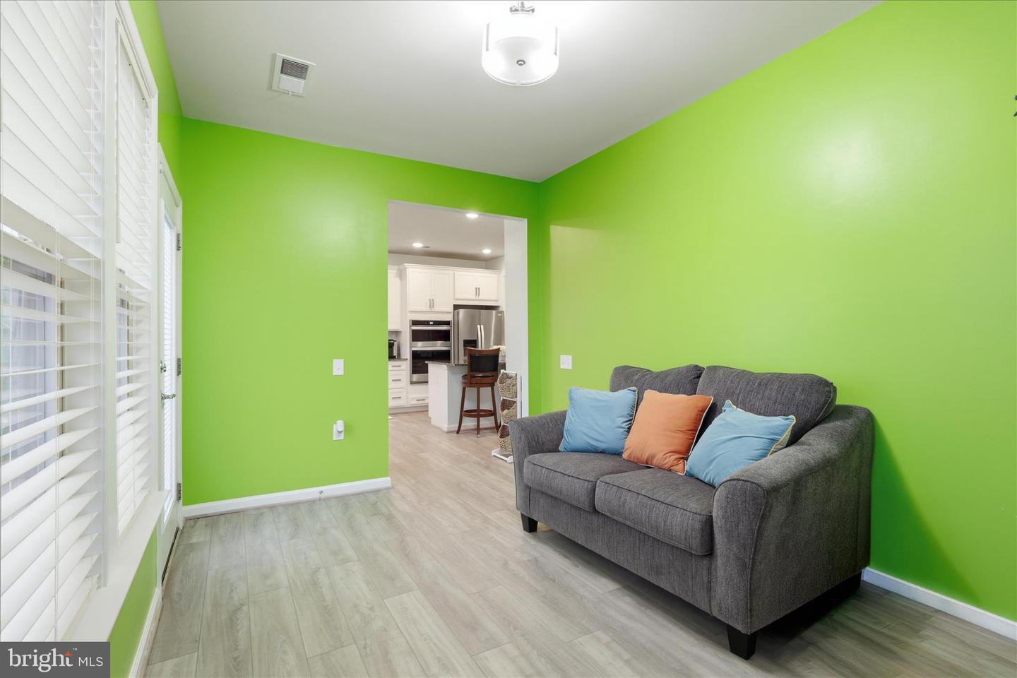 6594 PETUNIA TER, HAYMARKET, Virginia 20169, 4 Bedrooms Bedrooms, ,3 BathroomsBathrooms,Residential,For sale,6594 PETUNIA TER,VAPW2112838 MLS # VAPW2112838