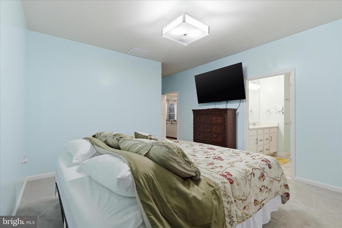 6594 PETUNIA TER, HAYMARKET, Virginia 20169, 4 Bedrooms Bedrooms, ,3 BathroomsBathrooms,Residential,For sale,6594 PETUNIA TER,VAPW2112838 MLS # VAPW2112838