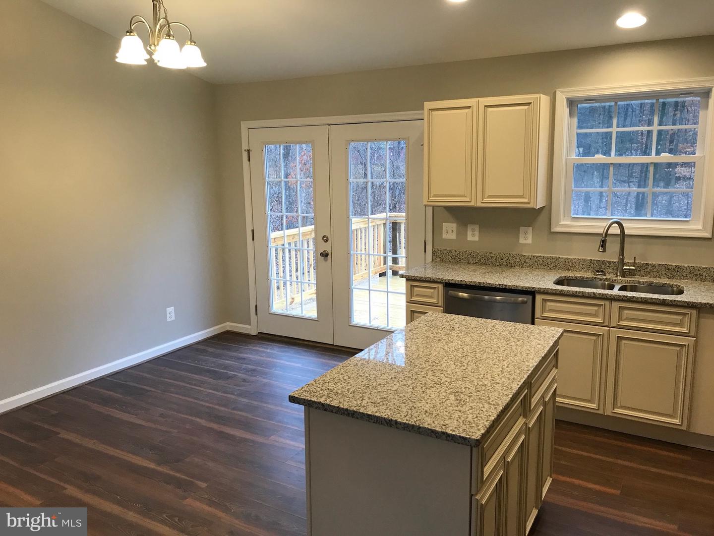 402 BLUEBIRD WAY, FRONT ROYAL, Virginia 22630, 4 Bedrooms Bedrooms, ,3 BathroomsBathrooms,Residential,For sale,402 BLUEBIRD WAY,VAWR2013458 MLS # VAWR2013458