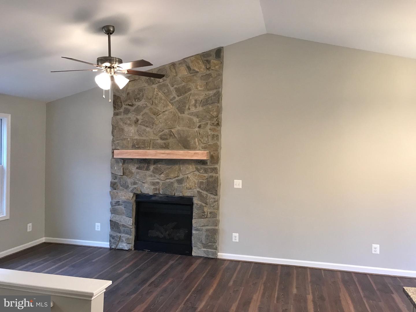 402 BLUEBIRD WAY, FRONT ROYAL, Virginia 22630, 4 Bedrooms Bedrooms, ,3 BathroomsBathrooms,Residential,For sale,402 BLUEBIRD WAY,VAWR2013458 MLS # VAWR2013458