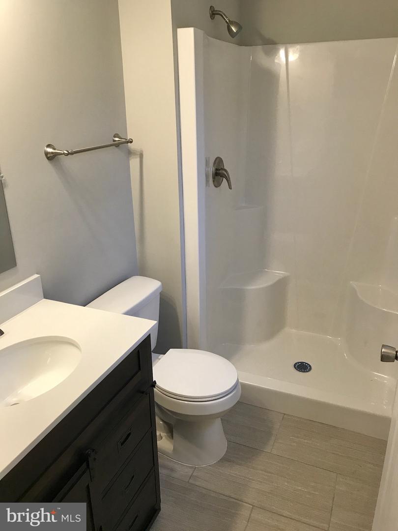 402 BLUEBIRD WAY, FRONT ROYAL, Virginia 22630, 4 Bedrooms Bedrooms, ,3 BathroomsBathrooms,Residential,For sale,402 BLUEBIRD WAY,VAWR2013458 MLS # VAWR2013458