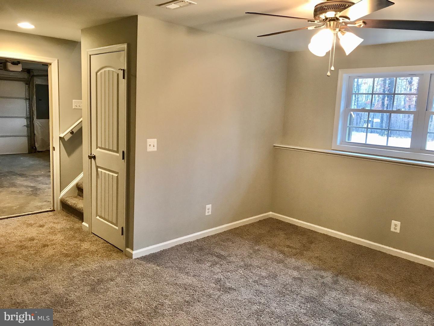 402 BLUEBIRD WAY, FRONT ROYAL, Virginia 22630, 4 Bedrooms Bedrooms, ,3 BathroomsBathrooms,Residential,For sale,402 BLUEBIRD WAY,VAWR2013458 MLS # VAWR2013458