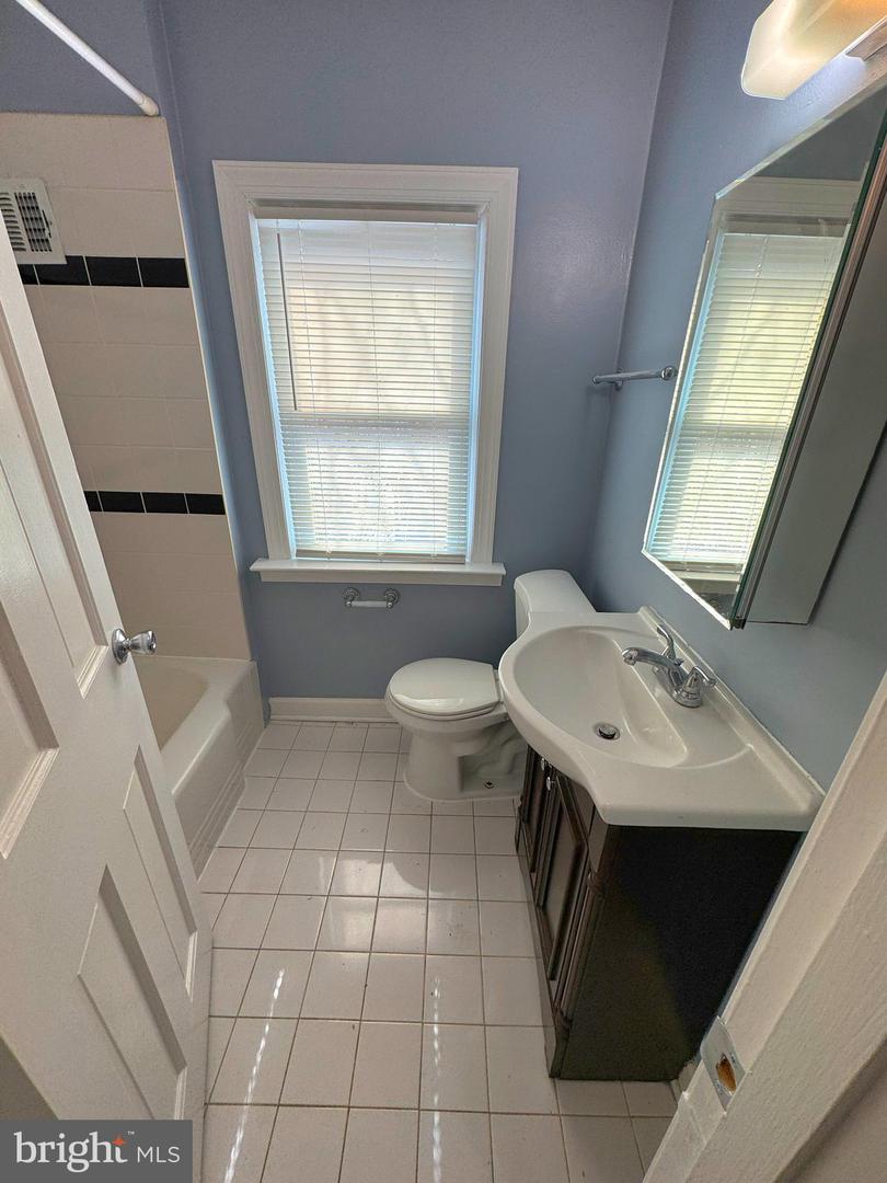 6513 13TH ST NW, WASHINGTON, District Of Columbia 20012, 3 Bedrooms Bedrooms, ,1 BathroomBathrooms,Residential,For sale,6513 13TH ST NW,DCDC2247000 MLS # DCDC2247000