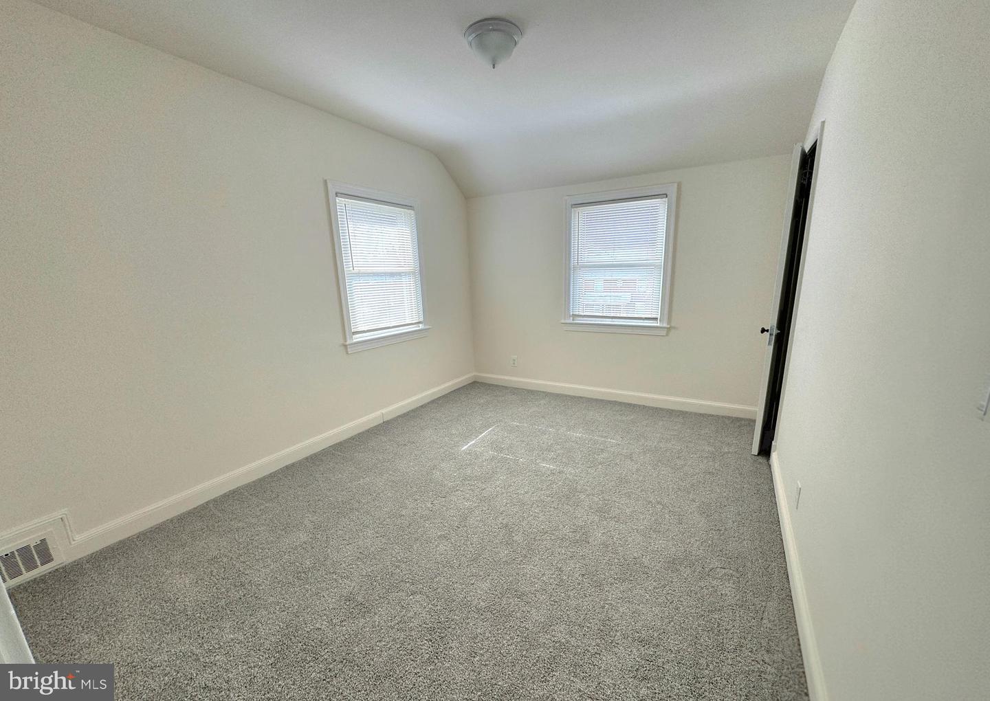 6513 13TH ST NW, WASHINGTON, District Of Columbia 20012, 3 Bedrooms Bedrooms, ,1 BathroomBathrooms,Residential,For sale,6513 13TH ST NW,DCDC2247000 MLS # DCDC2247000