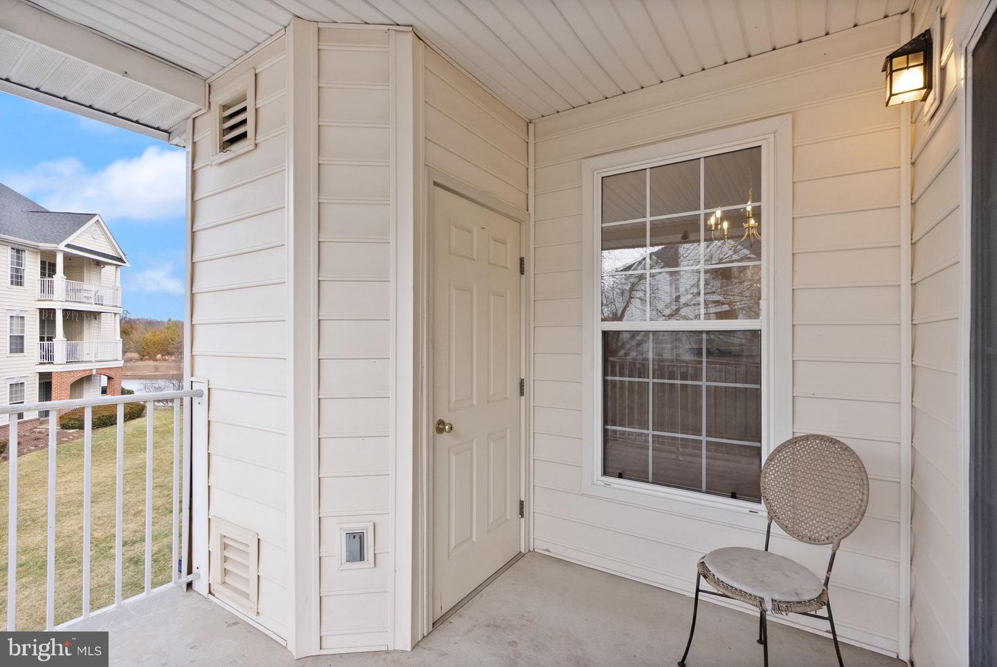 25240 LAKE SHORE SQ #200, CHANTILLY, Virginia 20152, 2 Bedrooms Bedrooms, ,2 BathroomsBathrooms,Residential,For sale,25240 LAKE SHORE SQ #200,VALO2116354 MLS # VALO2116354