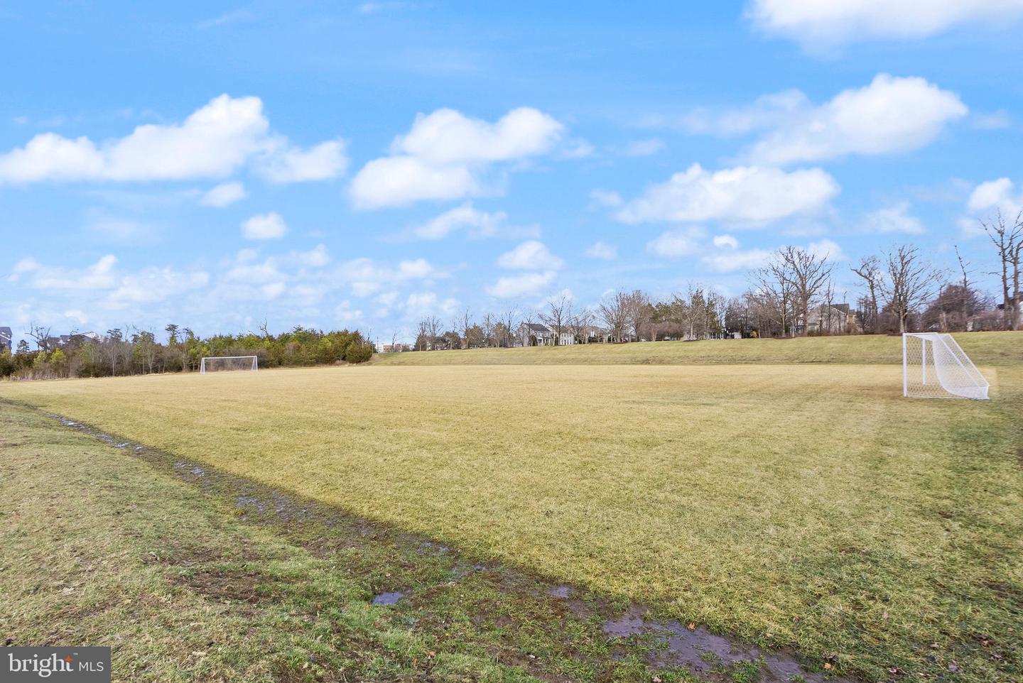 25240 LAKE SHORE SQ #200, CHANTILLY, Virginia 20152, 2 Bedrooms Bedrooms, ,2 BathroomsBathrooms,Residential,For sale,25240 LAKE SHORE SQ #200,VALO2116354 MLS # VALO2116354