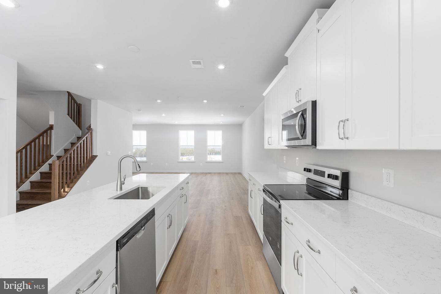 20869 MURRY FALLS TER, ASHBURN, Virginia 20147, 3 Bedrooms Bedrooms, ,2 BathroomsBathrooms,Residential,For sale,20869 MURRY FALLS TER,VALO2116358 MLS # VALO2116358