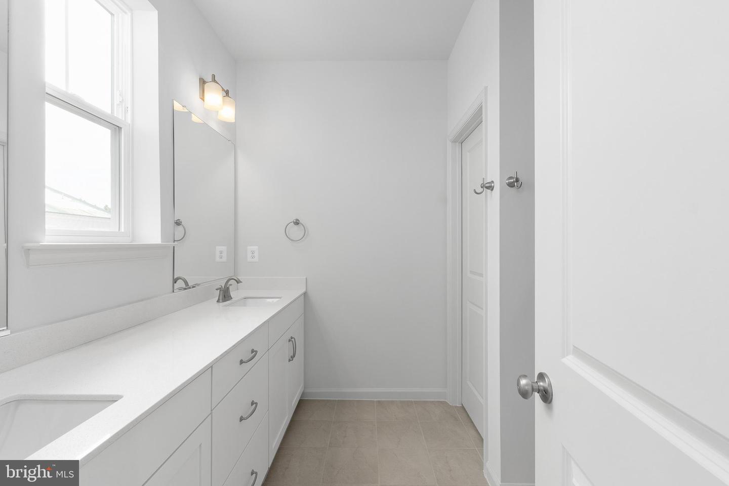 20869 MURRY FALLS TER, ASHBURN, Virginia 20147, 3 Bedrooms Bedrooms, ,2 BathroomsBathrooms,Residential,For sale,20869 MURRY FALLS TER,VALO2116358 MLS # VALO2116358