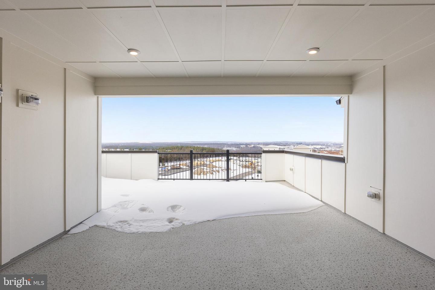 20869 MURRY FALLS TER, ASHBURN, Virginia 20147, 3 Bedrooms Bedrooms, ,2 BathroomsBathrooms,Residential,For sale,20869 MURRY FALLS TER,VALO2116358 MLS # VALO2116358