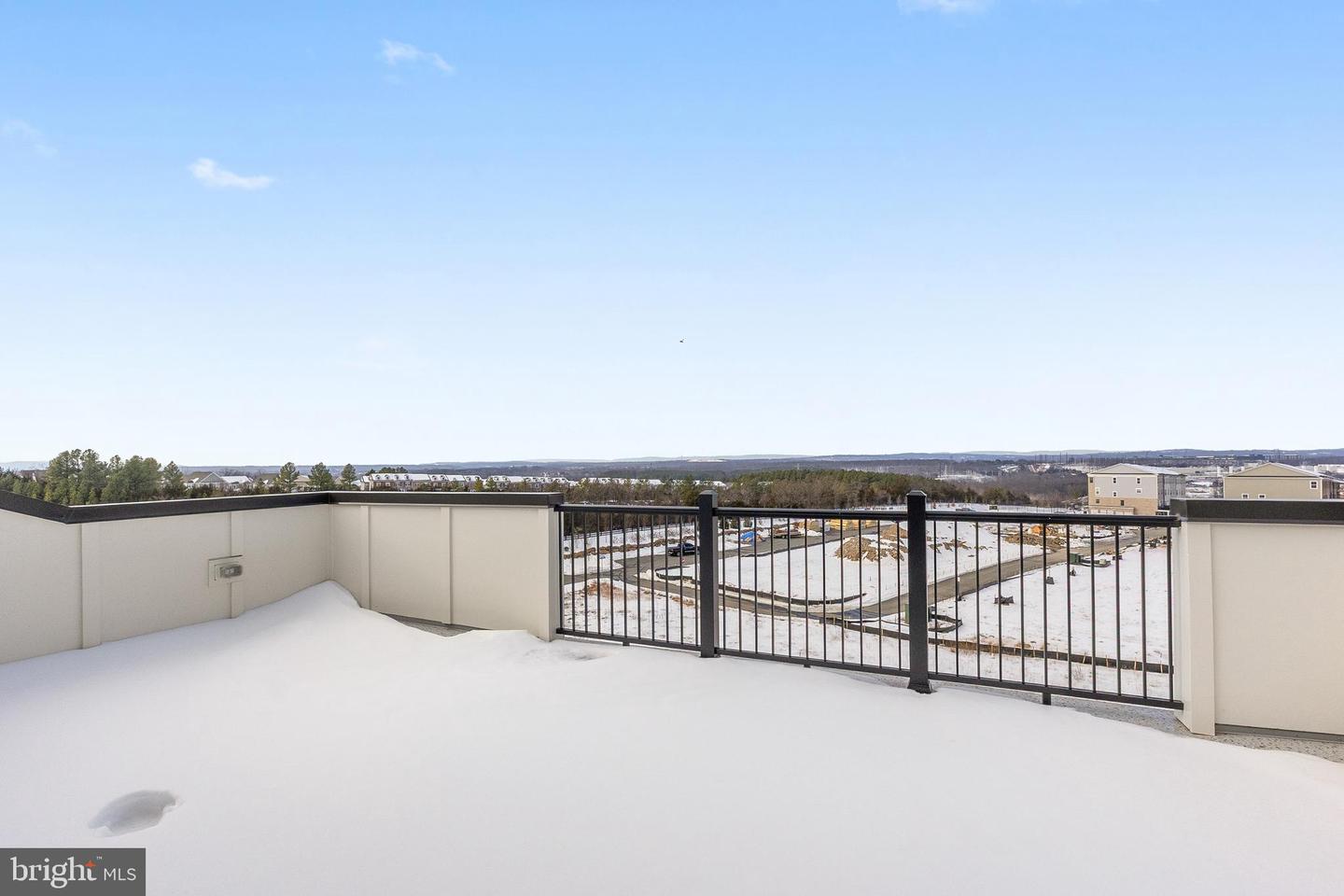 20869 MURRY FALLS TER, ASHBURN, Virginia 20147, 3 Bedrooms Bedrooms, ,2 BathroomsBathrooms,Residential,For sale,20869 MURRY FALLS TER,VALO2116358 MLS # VALO2116358