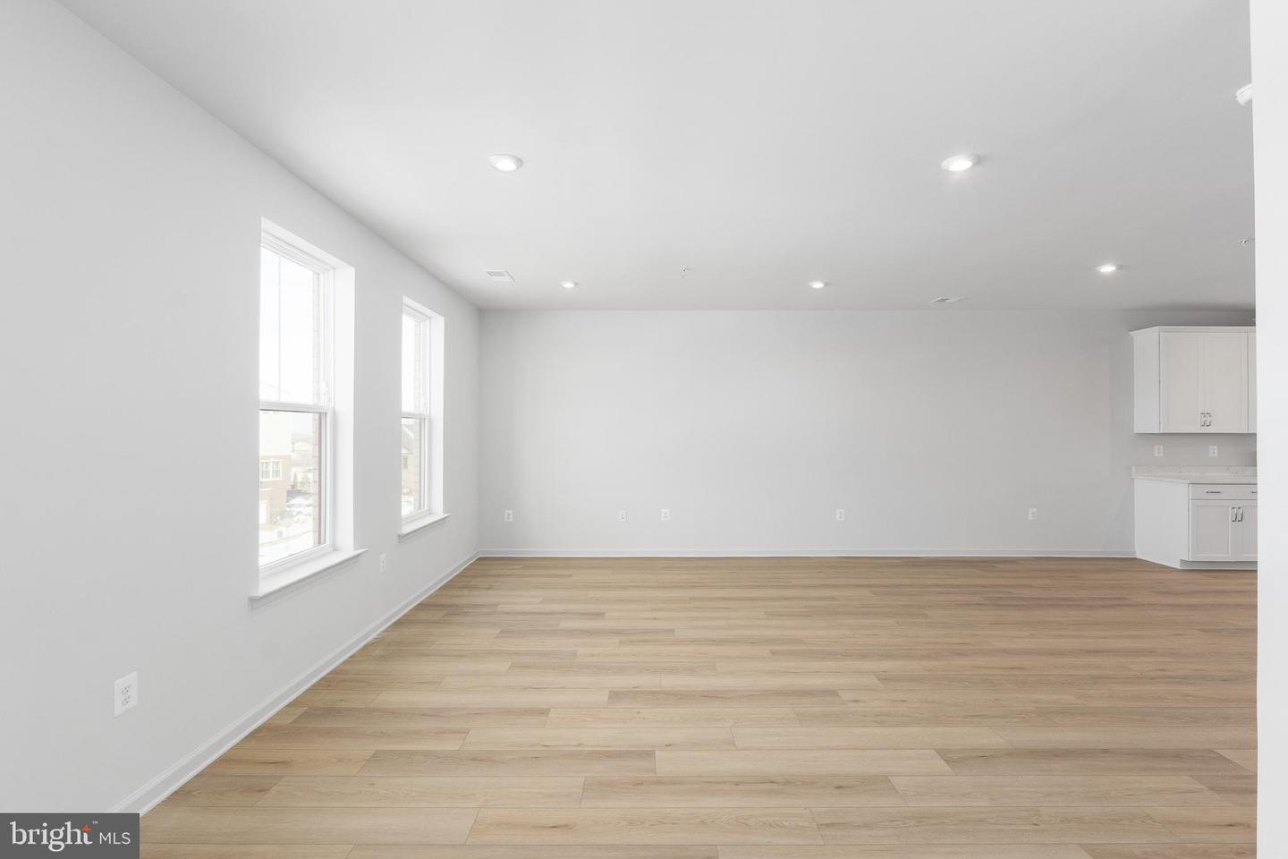 20869 MURRY FALLS TER, ASHBURN, Virginia 20147, 3 Bedrooms Bedrooms, ,2 BathroomsBathrooms,Residential,For sale,20869 MURRY FALLS TER,VALO2116358 MLS # VALO2116358