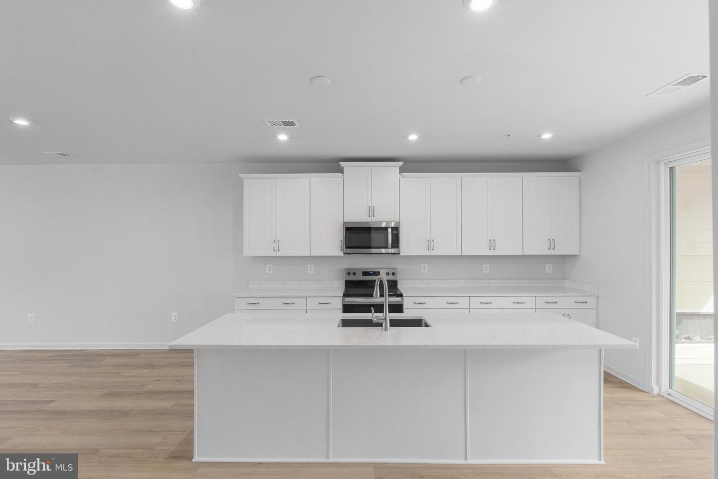 20869 MURRY FALLS TER, ASHBURN, Virginia 20147, 3 Bedrooms Bedrooms, ,2 BathroomsBathrooms,Residential,For sale,20869 MURRY FALLS TER,VALO2116358 MLS # VALO2116358