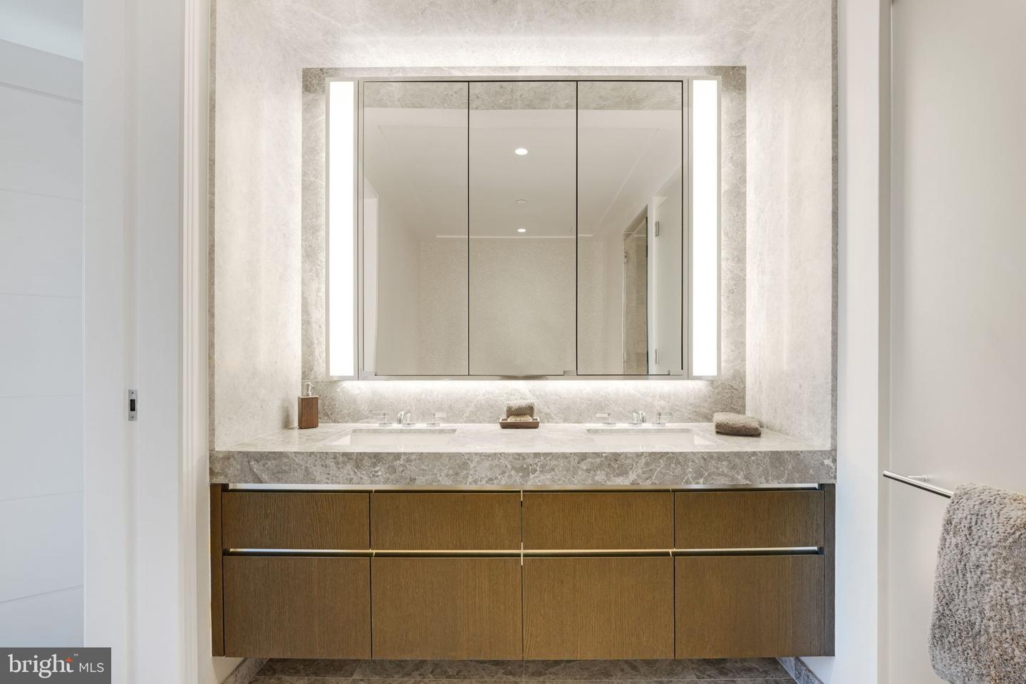 601 WHARF ST SW #402, WASHINGTON, District Of Columbia 20024, 2 Bedrooms Bedrooms, ,2 BathroomsBathrooms,Residential,For sale,601 WHARF ST SW #402,DCDC2247094 MLS # DCDC2247094 601 WHARF ST SW #402, WASHINGTON, District Of Columbia 20024, 2 Bedrooms Bedrooms, ,2 BathroomsBathrooms,Residential,For sale,601 WHARF ST SW #402,DCDC2247094 MLS # DCDC2247094