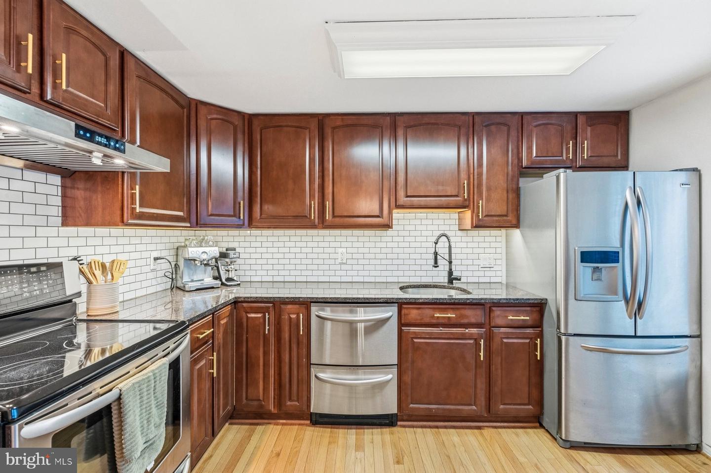 6646 ROCKLEIGH WAY, ALEXANDRIA, Virginia 22315, 2 Bedrooms Bedrooms, ,2 BathroomsBathrooms,Residential,For sale,6646 ROCKLEIGH WAY,VAFX2292056 MLS # VAFX2292056 6646 ROCKLEIGH WAY, ALEXANDRIA, Virginia 22315, 2 Bedrooms Bedrooms, ,2 BathroomsBathrooms,Residential,For sale,6646 ROCKLEIGH WAY,VAFX2292056 MLS # VAFX2292056