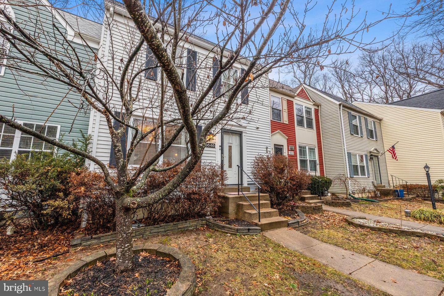 6646 ROCKLEIGH WAY, ALEXANDRIA, Virginia 22315, 2 Bedrooms Bedrooms, ,2 BathroomsBathrooms,Residential,For sale,6646 ROCKLEIGH WAY,VAFX2292056 MLS # VAFX2292056 6646 ROCKLEIGH WAY, ALEXANDRIA, Virginia 22315, 2 Bedrooms Bedrooms, ,2 BathroomsBathrooms,Residential,For sale,6646 ROCKLEIGH WAY,VAFX2292056 MLS # VAFX2292056