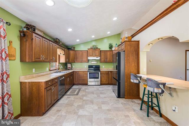 8499 COPPERHEAD RD, SINGERS GLEN, Virginia 22850, 4 Bedrooms Bedrooms, ,3 BathroomsBathrooms,Residential,For sale,8499 COPPERHEAD RD,VARO2002856 MLS # VARO2002856