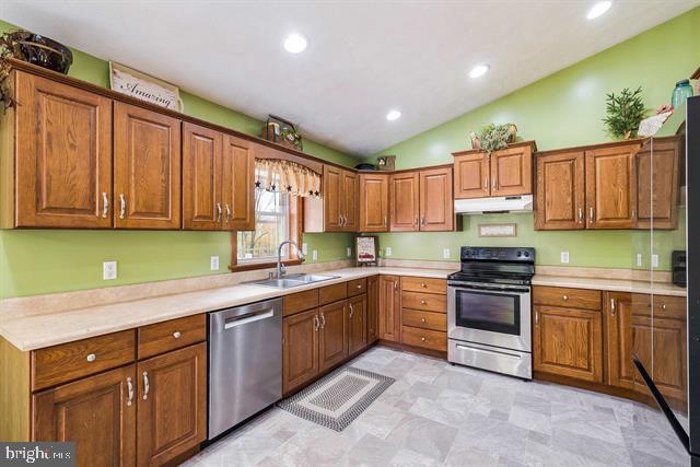 8499 COPPERHEAD RD, SINGERS GLEN, Virginia 22850, 4 Bedrooms Bedrooms, ,3 BathroomsBathrooms,Residential,For sale,8499 COPPERHEAD RD,VARO2002856 MLS # VARO2002856