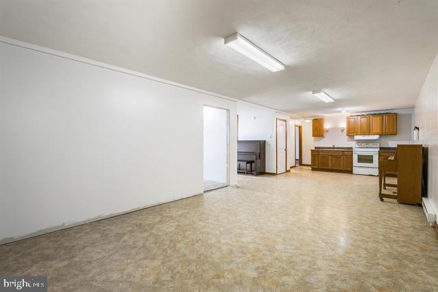 8499 COPPERHEAD RD, SINGERS GLEN, Virginia 22850, 4 Bedrooms Bedrooms, ,3 BathroomsBathrooms,Residential,For sale,8499 COPPERHEAD RD,VARO2002856 MLS # VARO2002856