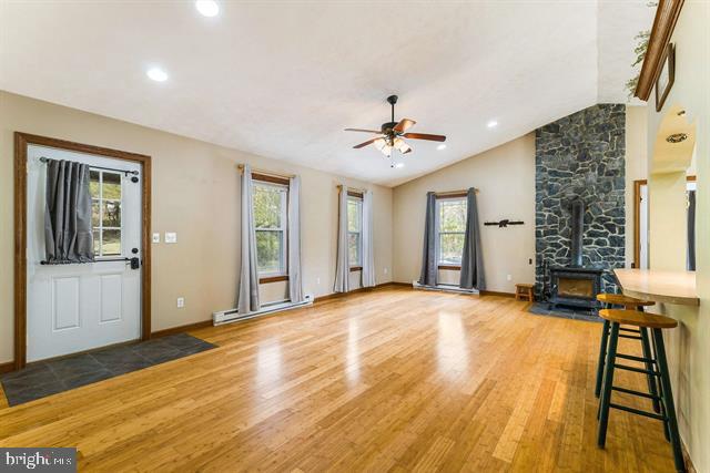 8499 COPPERHEAD RD, SINGERS GLEN, Virginia 22850, 4 Bedrooms Bedrooms, ,3 BathroomsBathrooms,Residential,For sale,8499 COPPERHEAD RD,VARO2002856 MLS # VARO2002856