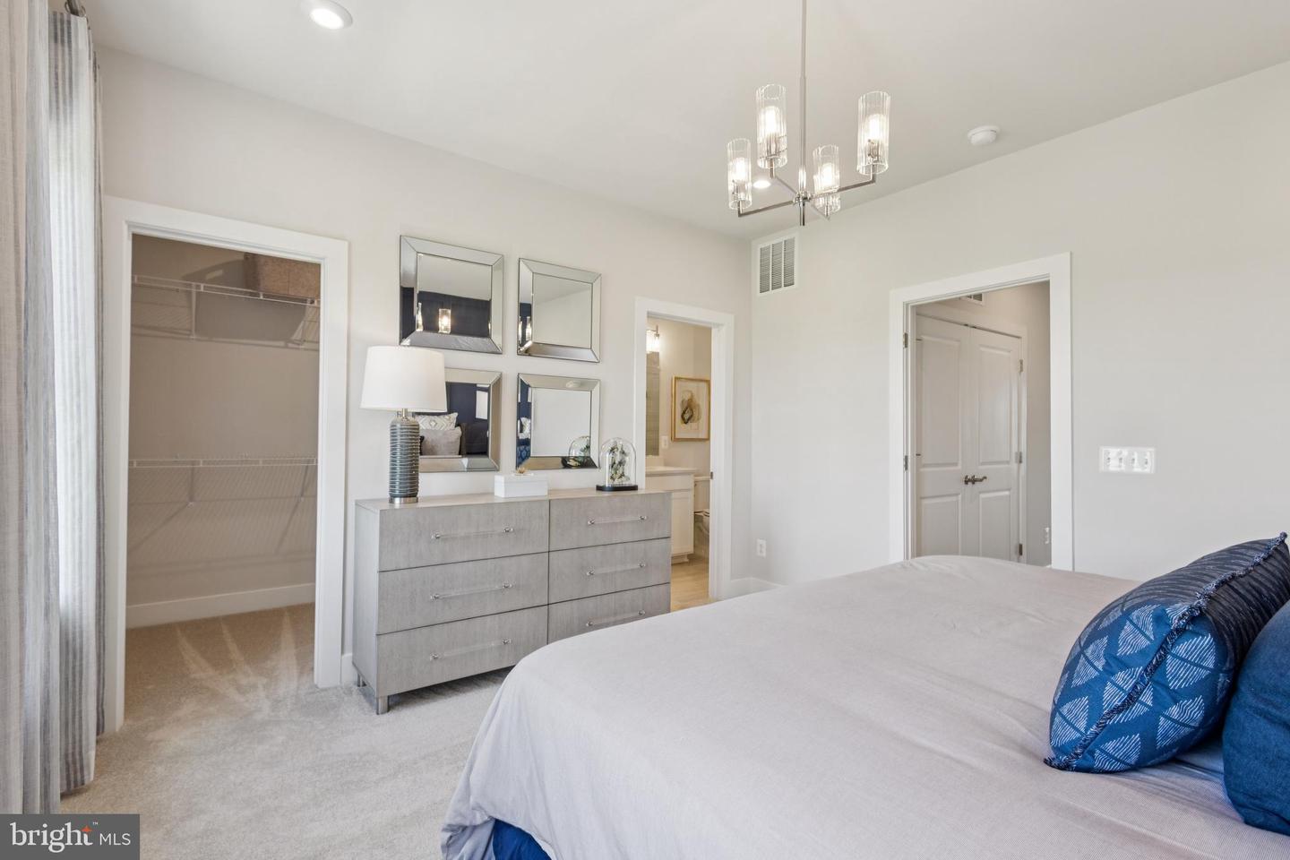 3632 AGATE LN, WOODBRIDGE, Virginia 22193, 4 Bedrooms Bedrooms, ,3 BathroomsBathrooms,Residential,For sale,3632 AGATE LN,VAPW2112970 MLS # VAPW2112970