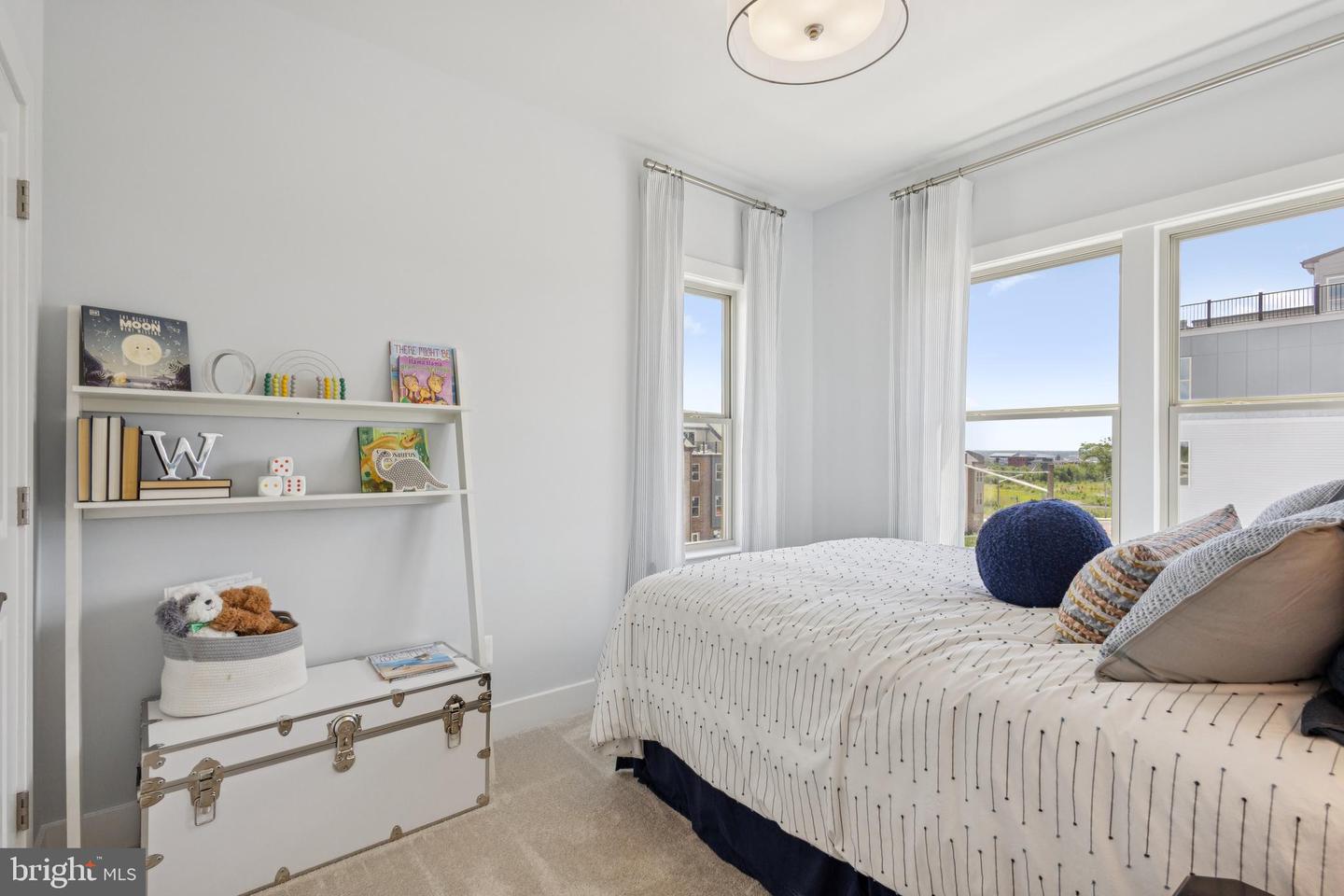 3632 AGATE LN, WOODBRIDGE, Virginia 22193, 4 Bedrooms Bedrooms, ,3 BathroomsBathrooms,Residential,For sale,3632 AGATE LN,VAPW2112970 MLS # VAPW2112970