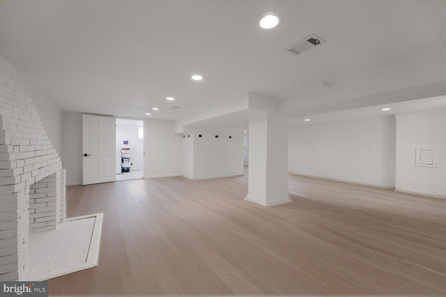 2712 S DAKOTA AVE NE, WASHINGTON, District Of Columbia 20018, 3 Bedrooms Bedrooms, 6 Rooms Rooms,3 BathroomsBathrooms,Residential,For sale,2712 S DAKOTA AVE NE,DCDC2247144 MLS # DCDC2247144