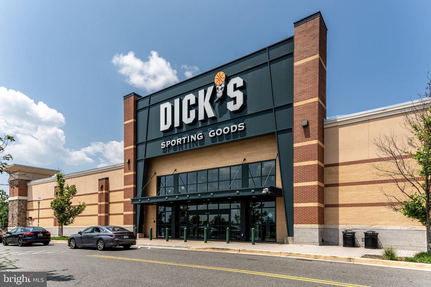 2712 S DAKOTA AVE NE, WASHINGTON, District Of Columbia 20018, 3 Bedrooms Bedrooms, 6 Rooms Rooms,3 BathroomsBathrooms,Residential,For sale,2712 S DAKOTA AVE NE,DCDC2247144 MLS # DCDC2247144