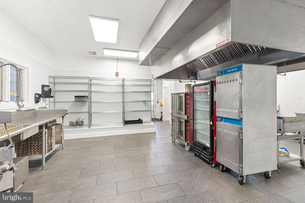 838 BOWLING GREEN RD, FRONT ROYAL, Virginia 22630, ,6 BathroomsBathrooms,Residential,For sale,838 BOWLING GREEN RD,VAWR2013470 MLS # VAWR2013470