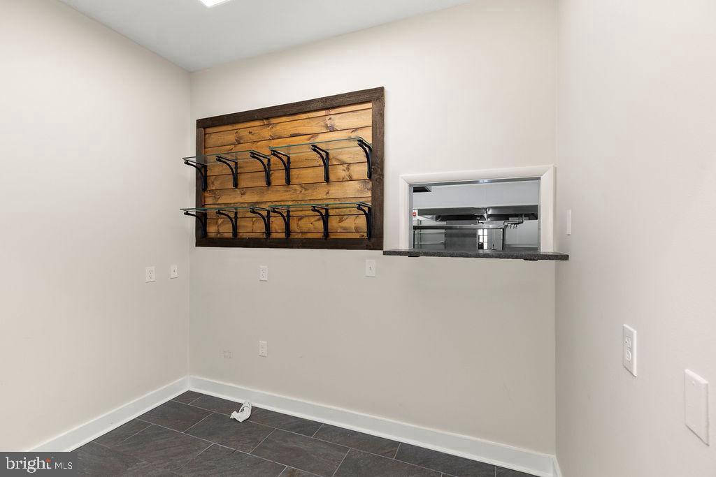 838 BOWLING GREEN RD, FRONT ROYAL, Virginia 22630, ,6 BathroomsBathrooms,Residential,For sale,838 BOWLING GREEN RD,VAWR2013470 MLS # VAWR2013470