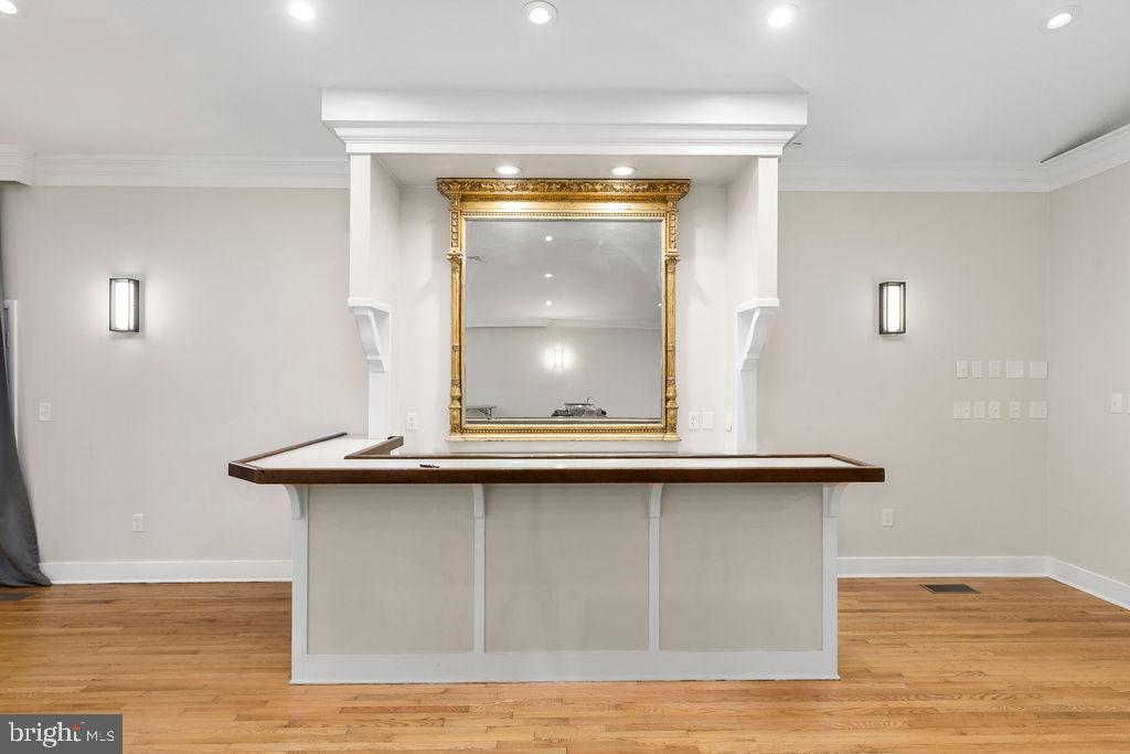 838 BOWLING GREEN RD, FRONT ROYAL, Virginia 22630, ,6 BathroomsBathrooms,Residential,For sale,838 BOWLING GREEN RD,VAWR2013470 MLS # VAWR2013470