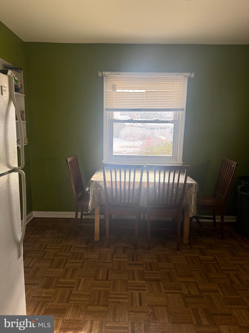 703 E DICKENSON CT, STERLING, Virginia 20164, 5 Bedrooms Bedrooms, ,2 BathroomsBathrooms,Residential,For sale,703 E DICKENSON CT,VALO2116416 MLS # VALO2116416 703 E DICKENSON CT, STERLING, Virginia 20164, 5 Bedrooms Bedrooms, ,2 BathroomsBathrooms,Residential,For sale,703 E DICKENSON CT,VALO2116416 MLS # VALO2116416