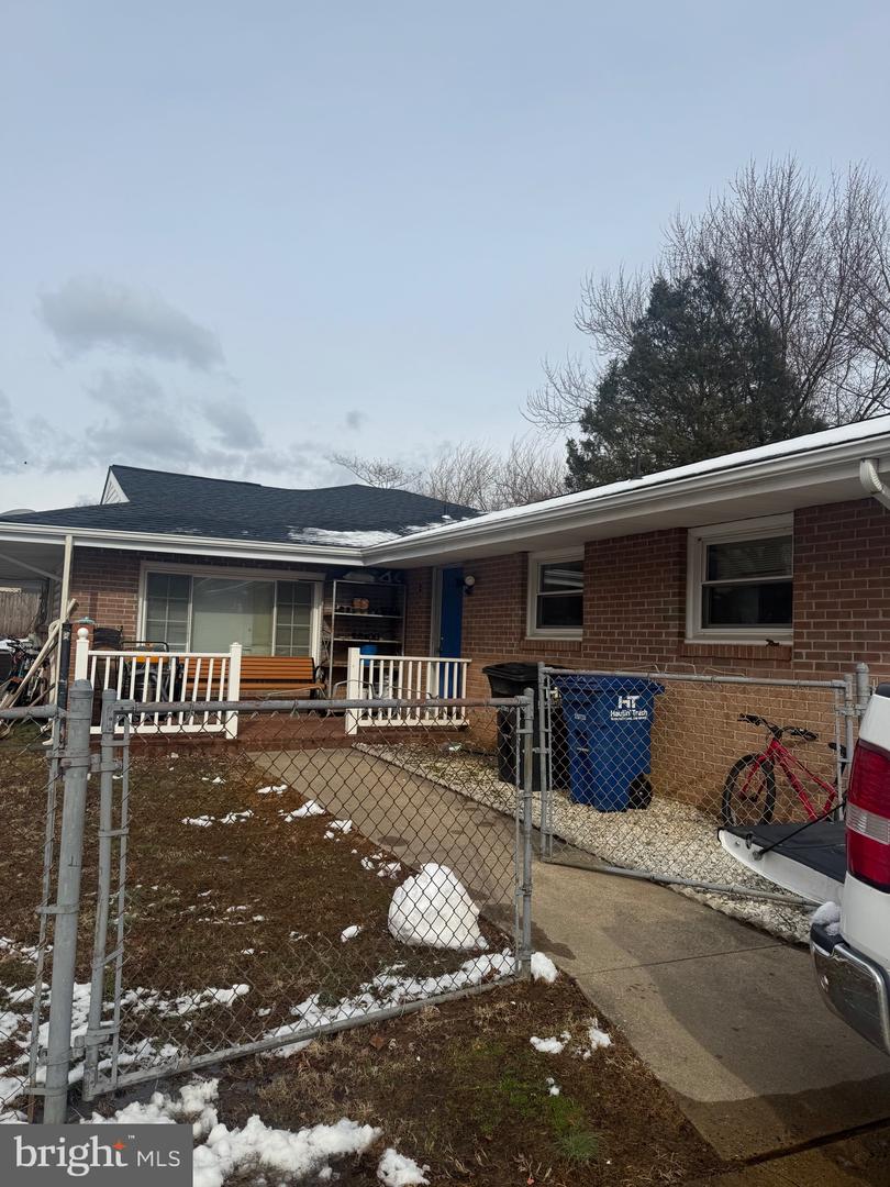 703 E DICKENSON CT, STERLING, Virginia 20164, 5 Bedrooms Bedrooms, ,2 BathroomsBathrooms,Residential,For sale,703 E DICKENSON CT,VALO2116416 MLS # VALO2116416 703 E DICKENSON CT, STERLING, Virginia 20164, 5 Bedrooms Bedrooms, ,2 BathroomsBathrooms,Residential,For sale,703 E DICKENSON CT,VALO2116416 MLS # VALO2116416