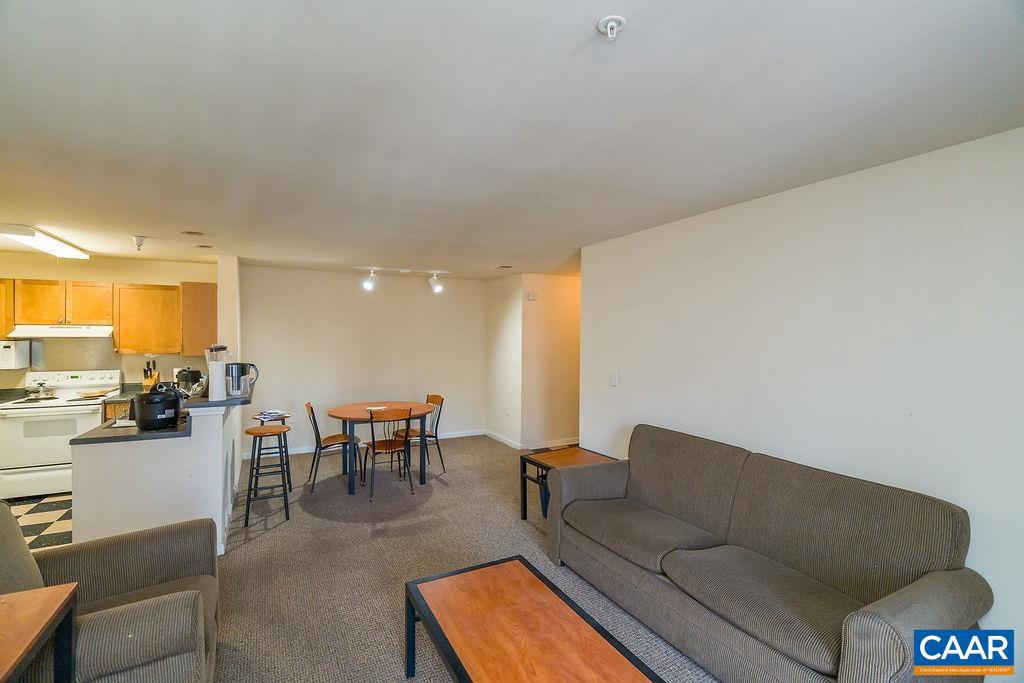 177 YELLOWSTONE DR #108, CHARLOTTESVILLE, Virginia 22903, 3 Bedrooms Bedrooms, ,3 BathroomsBathrooms,Residential,For sale,177 YELLOWSTONE DR #108,673539 MLS # 673539 177 YELLOWSTONE DR #108, CHARLOTTESVILLE, Virginia 22903, 3 Bedrooms Bedrooms, ,3 BathroomsBathrooms,Residential,For sale,177 YELLOWSTONE DR #108,673539 MLS # 673539