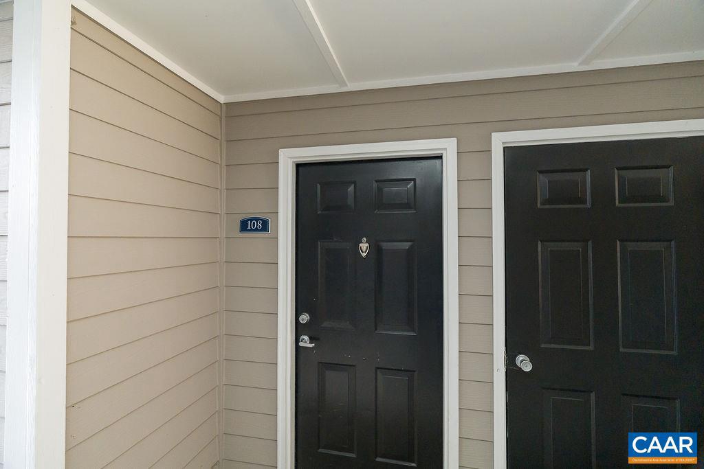 177 YELLOWSTONE DR #108, CHARLOTTESVILLE, Virginia 22903, 3 Bedrooms Bedrooms, ,3 BathroomsBathrooms,Residential,For sale,177 YELLOWSTONE DR #108,673539 MLS # 673539 177 YELLOWSTONE DR #108, CHARLOTTESVILLE, Virginia 22903, 3 Bedrooms Bedrooms, ,3 BathroomsBathrooms,Residential,For sale,177 YELLOWSTONE DR #108,673539 MLS # 673539