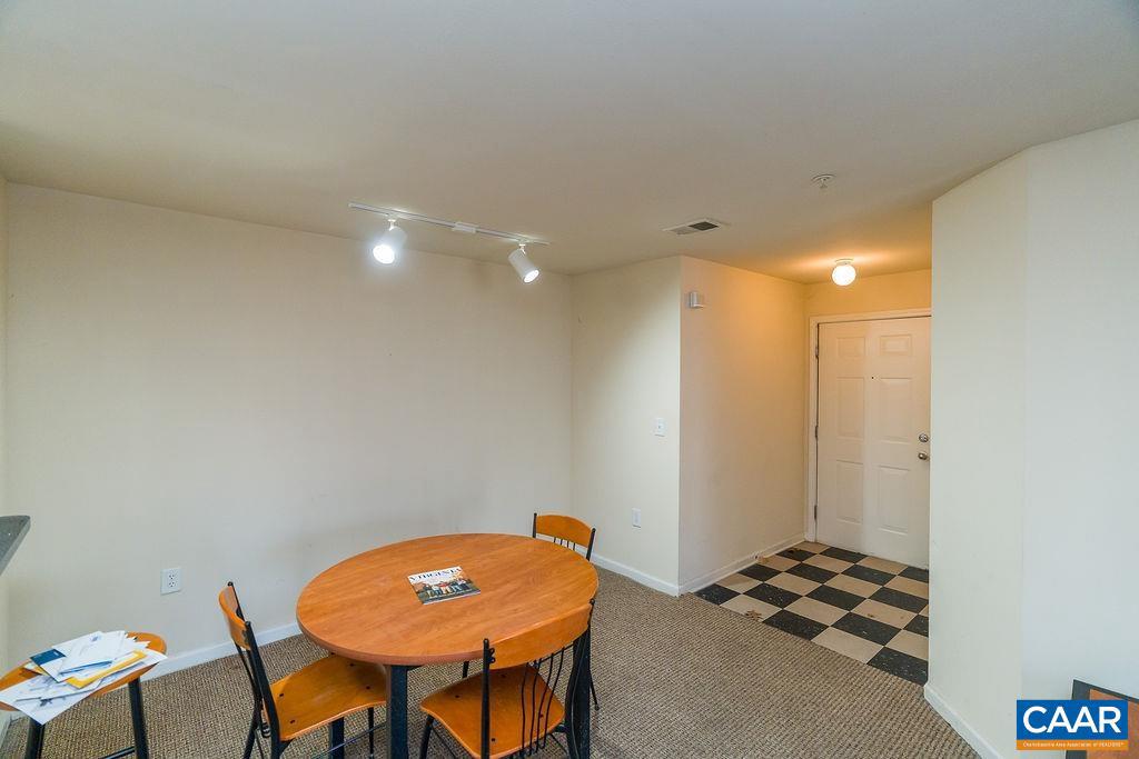 177 YELLOWSTONE DR #108, CHARLOTTESVILLE, Virginia 22903, 3 Bedrooms Bedrooms, ,3 BathroomsBathrooms,Residential,For sale,177 YELLOWSTONE DR #108,673539 MLS # 673539 177 YELLOWSTONE DR #108, CHARLOTTESVILLE, Virginia 22903, 3 Bedrooms Bedrooms, ,3 BathroomsBathrooms,Residential,For sale,177 YELLOWSTONE DR #108,673539 MLS # 673539