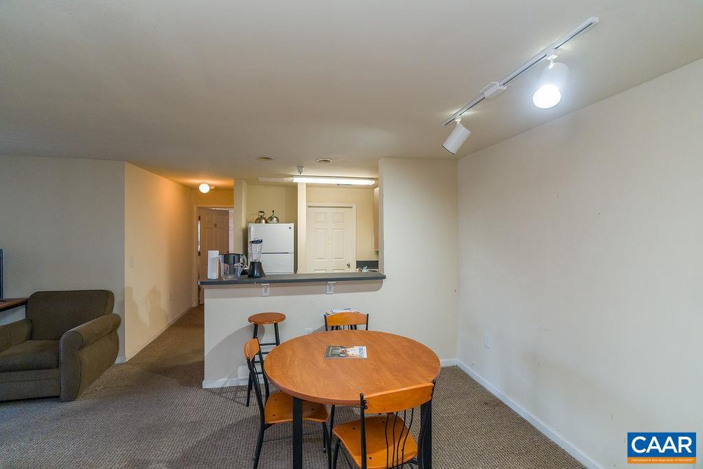 177 YELLOWSTONE DR #108, CHARLOTTESVILLE, Virginia 22903, 3 Bedrooms Bedrooms, ,3 BathroomsBathrooms,Residential,For sale,177 YELLOWSTONE DR #108,673539 MLS # 673539 177 YELLOWSTONE DR #108, CHARLOTTESVILLE, Virginia 22903, 3 Bedrooms Bedrooms, ,3 BathroomsBathrooms,Residential,For sale,177 YELLOWSTONE DR #108,673539 MLS # 673539