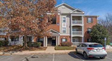 177 YELLOWSTONE DR #108, CHARLOTTESVILLE, Virginia 22903, 3 Bedrooms Bedrooms, ,3 BathroomsBathrooms,Residential,For sale,177 YELLOWSTONE DR #108,673539 MLS # 673539