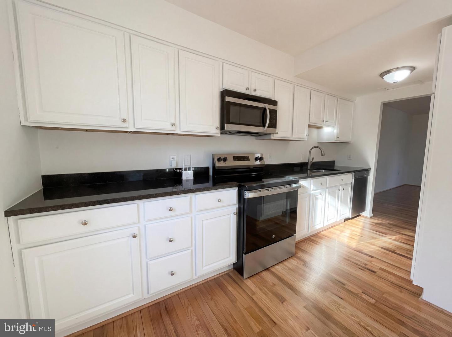 6352 SHAUNDALE DR, SPRINGFIELD, Virginia 22152, 3 Bedrooms Bedrooms, ,2 BathroomsBathrooms,Residential,For sale,6352 SHAUNDALE DR,VAFX2292194 MLS # VAFX2292194