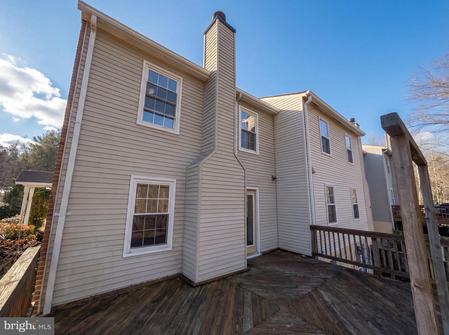 6352 SHAUNDALE DR, SPRINGFIELD, Virginia 22152, 3 Bedrooms Bedrooms, ,2 BathroomsBathrooms,Residential,For sale,6352 SHAUNDALE DR,VAFX2292194 MLS # VAFX2292194