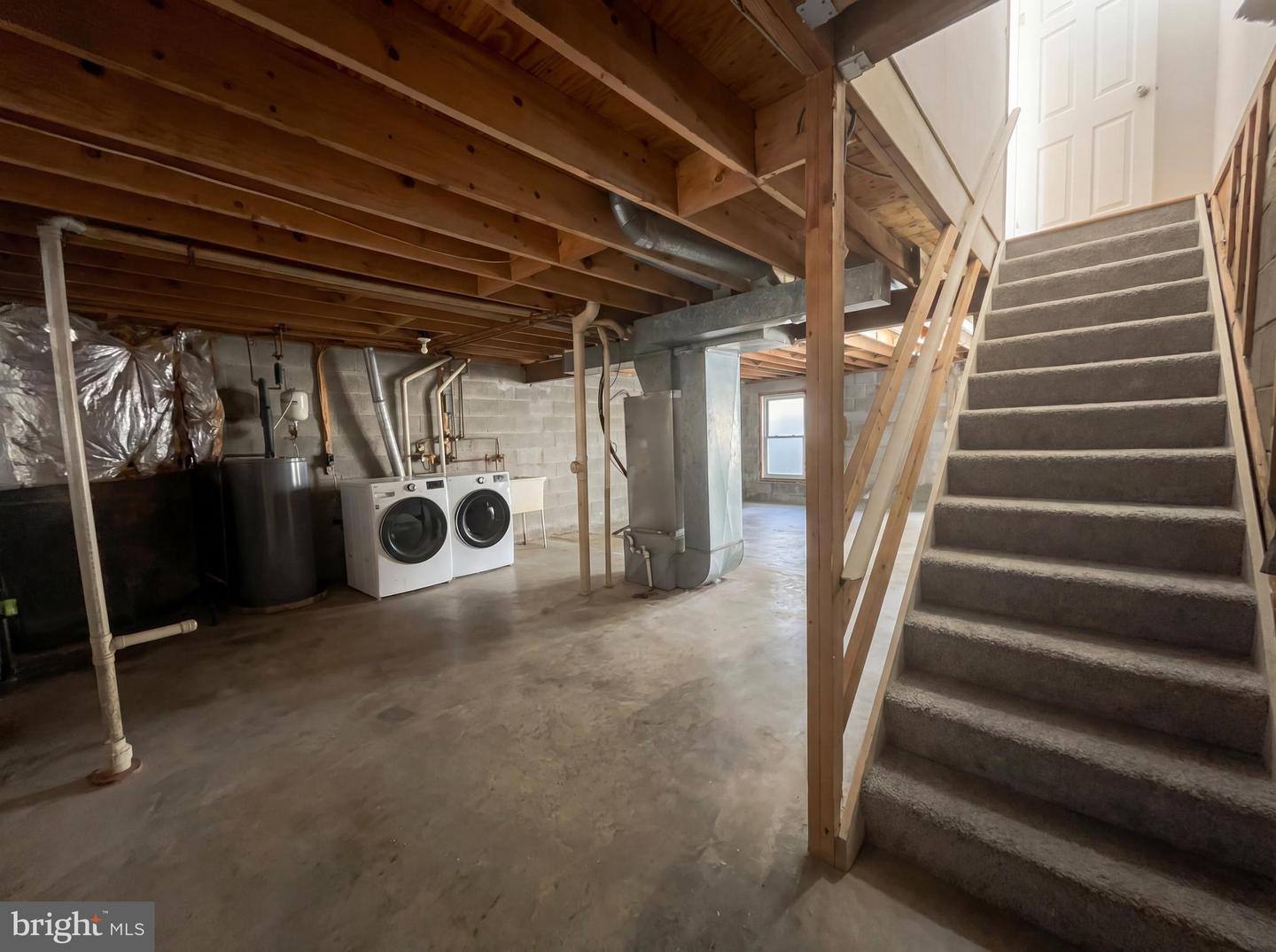 6352 SHAUNDALE DR, SPRINGFIELD, Virginia 22152, 3 Bedrooms Bedrooms, ,2 BathroomsBathrooms,Residential,For sale,6352 SHAUNDALE DR,VAFX2292194 MLS # VAFX2292194