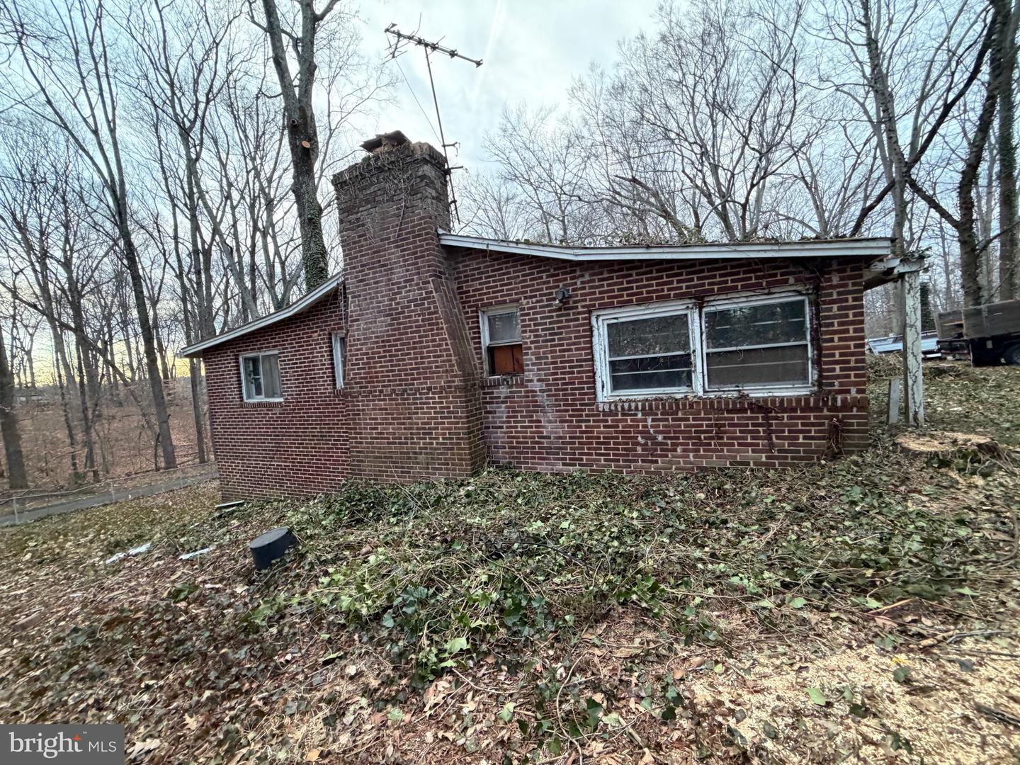 8191 FOX ST, MANASSAS, Virginia 20112, 2 Bedrooms Bedrooms, ,1 BathroomBathrooms,Residential,For sale,8191 FOX ST,VAPW2113008 MLS # VAPW2113008