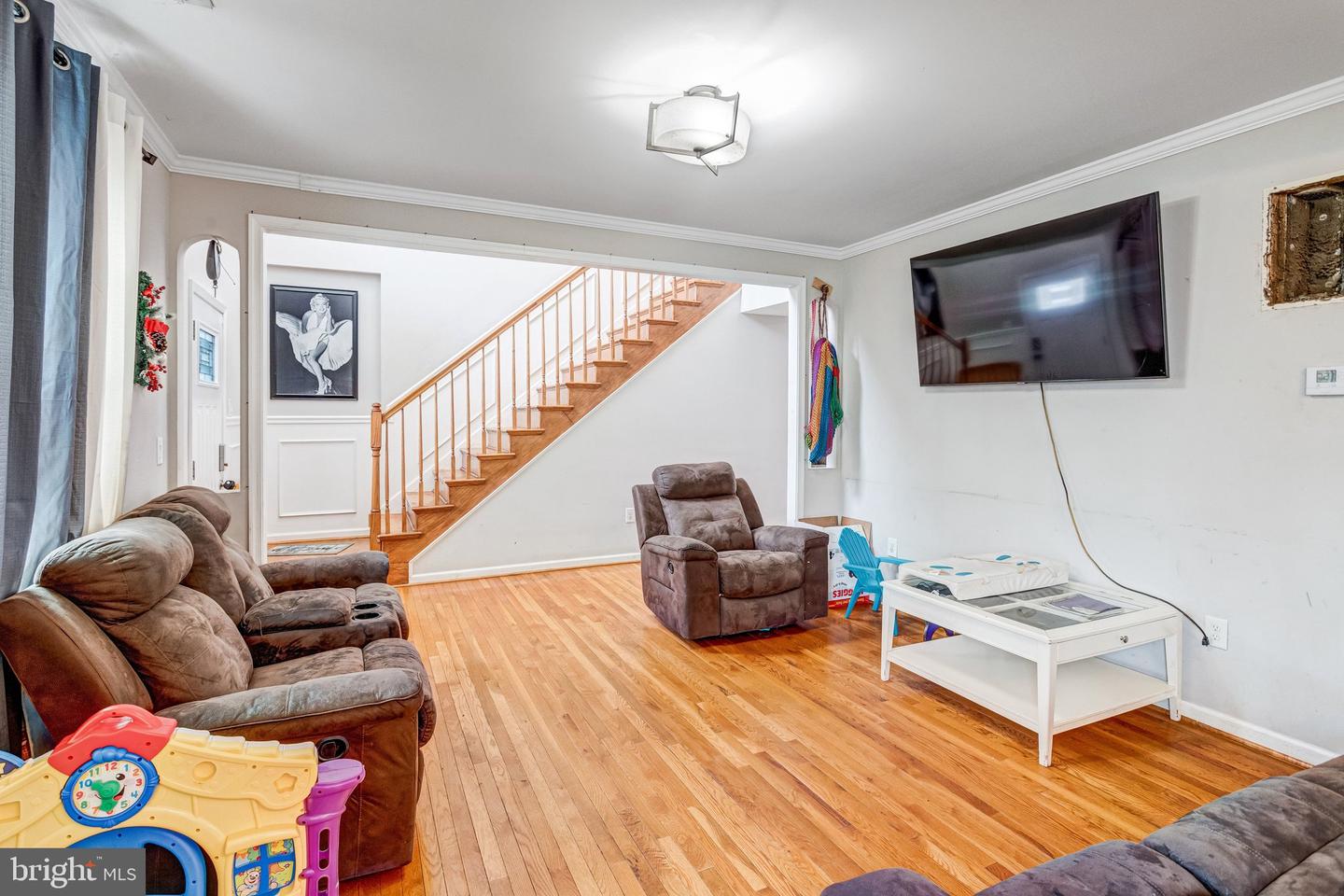 14333 BIRCHDALE AVE, WOODBRIDGE, Virginia 22193, 7 Bedrooms Bedrooms, ,3 BathroomsBathrooms,Residential,For sale,14333 BIRCHDALE AVE,VAPW2113026 MLS # VAPW2113026