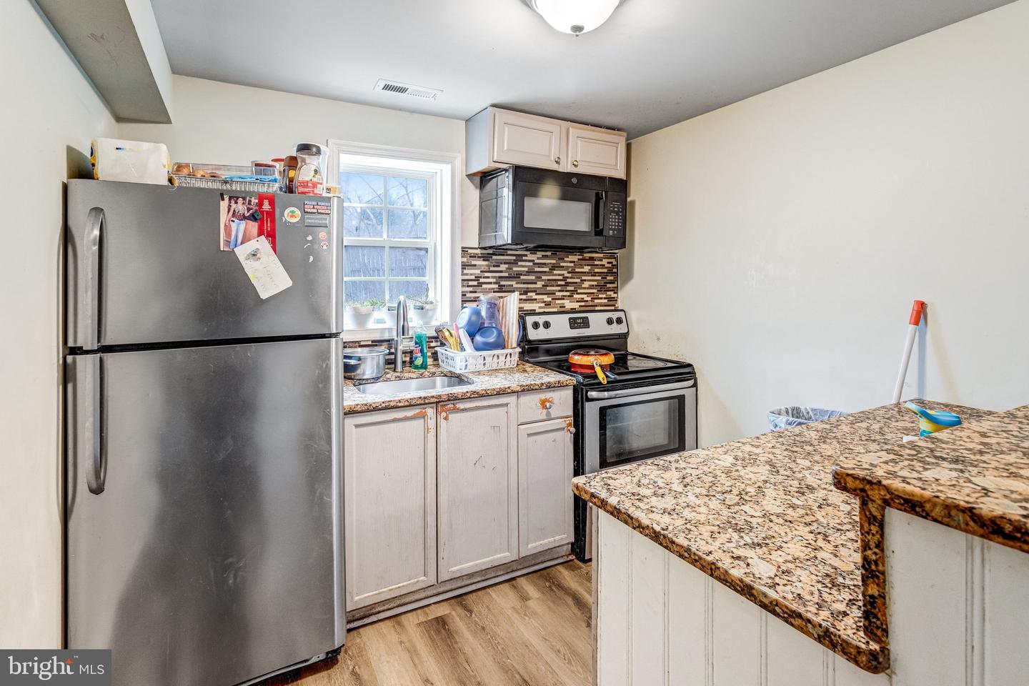 14333 BIRCHDALE AVE, WOODBRIDGE, Virginia 22193, 7 Bedrooms Bedrooms, ,3 BathroomsBathrooms,Residential,For sale,14333 BIRCHDALE AVE,VAPW2113026 MLS # VAPW2113026