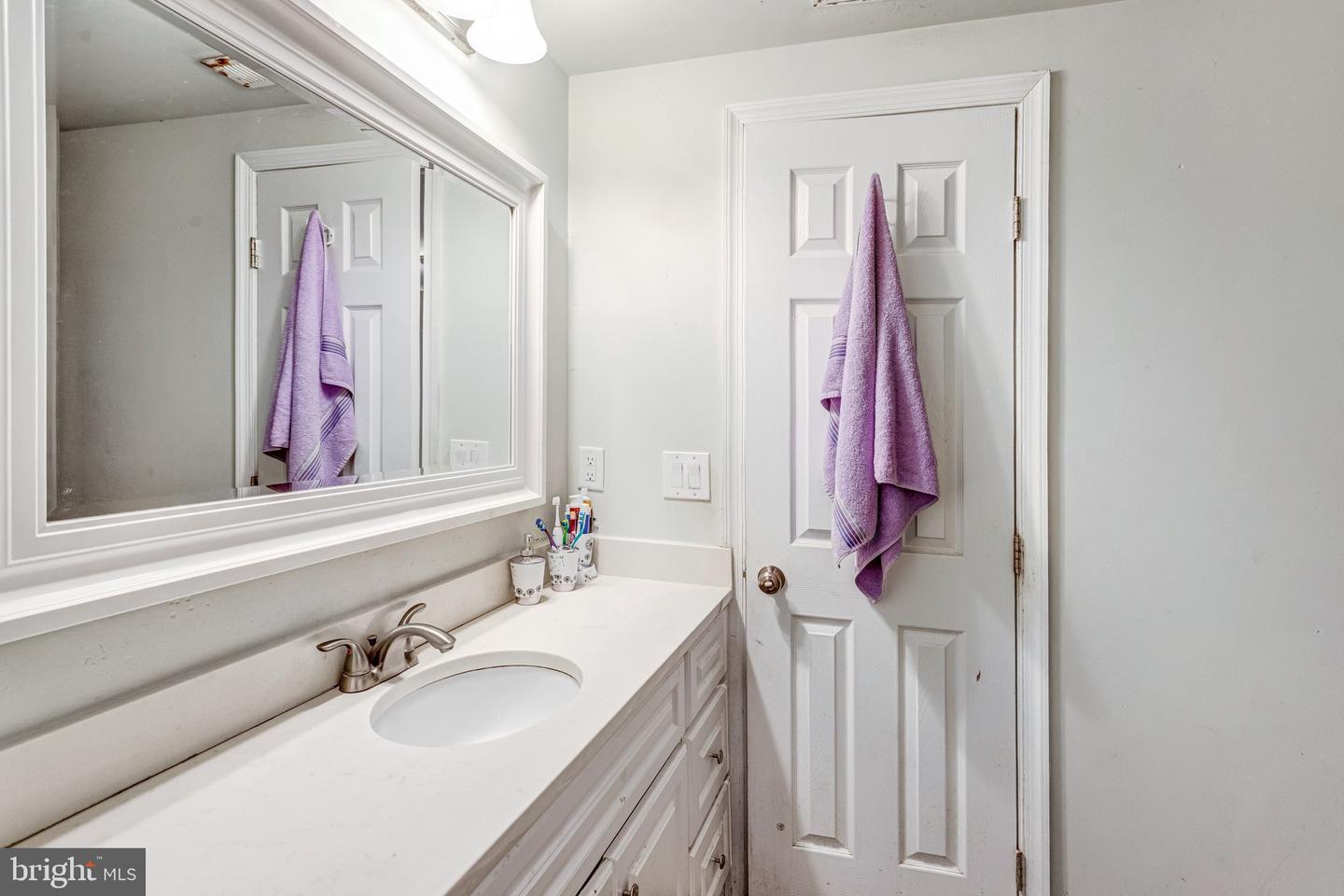 14333 BIRCHDALE AVE, WOODBRIDGE, Virginia 22193, 7 Bedrooms Bedrooms, ,3 BathroomsBathrooms,Residential,For sale,14333 BIRCHDALE AVE,VAPW2113026 MLS # VAPW2113026