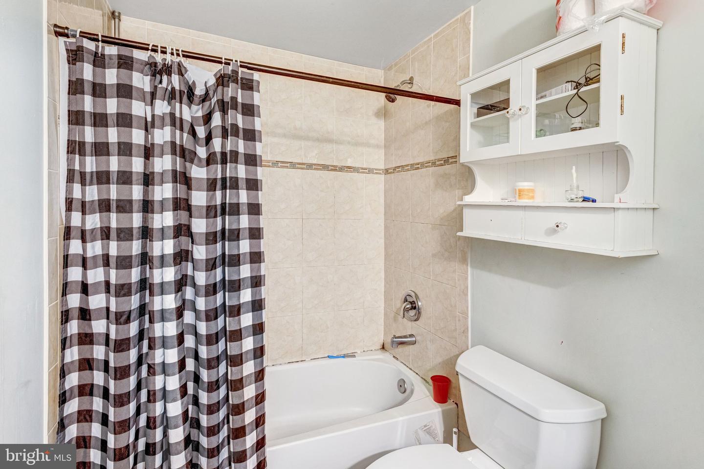 14333 BIRCHDALE AVE, WOODBRIDGE, Virginia 22193, 7 Bedrooms Bedrooms, ,3 BathroomsBathrooms,Residential,For sale,14333 BIRCHDALE AVE,VAPW2113026 MLS # VAPW2113026